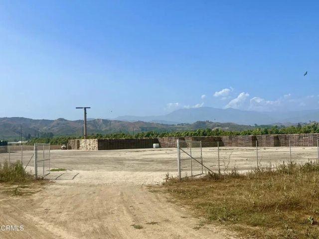 13717 W Telegraph, Santa Paula, CA 93060