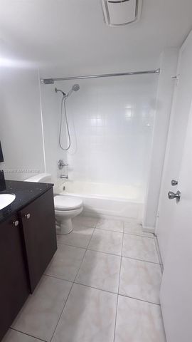 15640 SW 80th Street G104, Miami, FL 33193