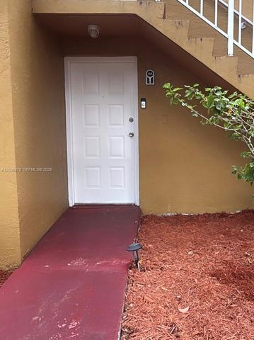 15640 SW 80th Street G104, Miami, FL 33193