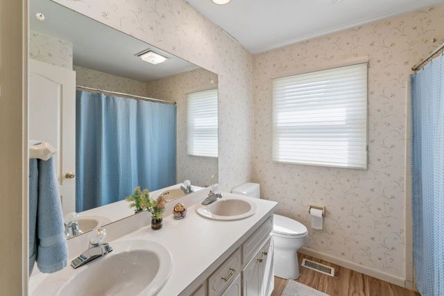 5466 Coral Ridge Drive, Grand Blanc Twp, MI 48439