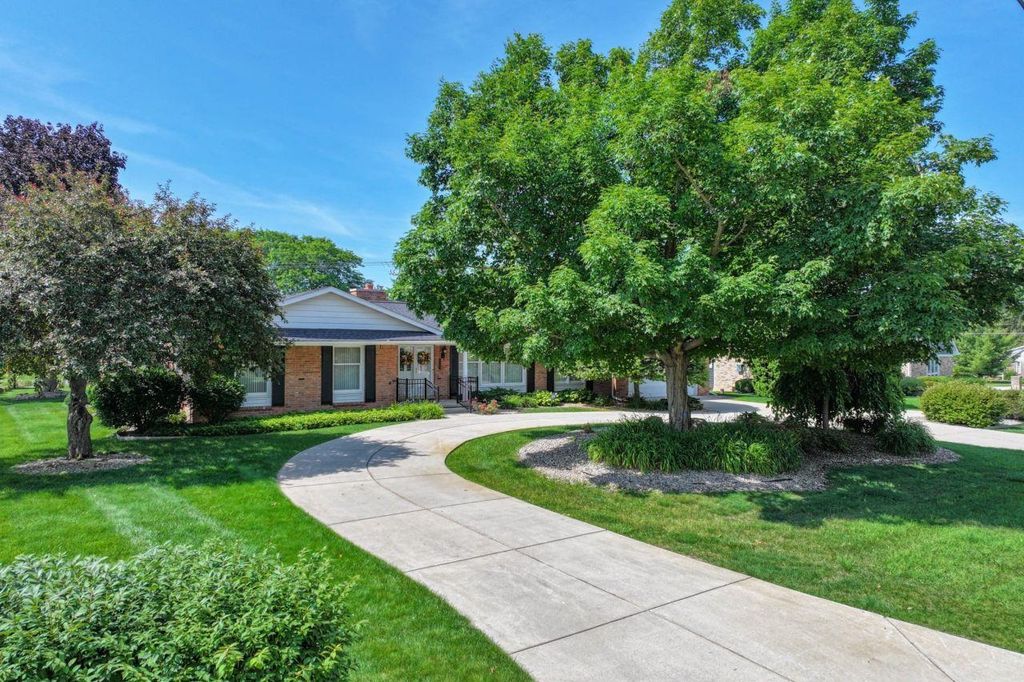 5466 Coral Ridge Drive, Grand Blanc Twp, MI 48439