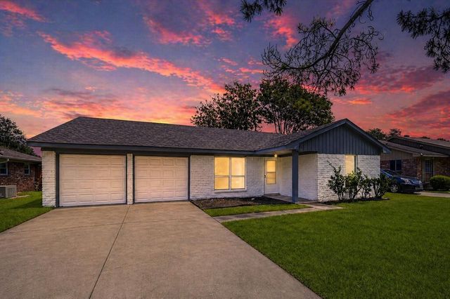 12614 Hunting Brook Drive, Houston, TX 77099
