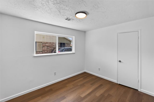 12614 Hunting Brook Drive, Houston, TX 77099
