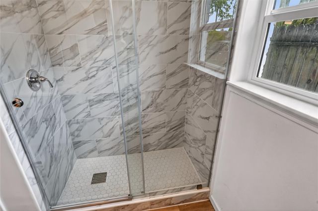 12614 Hunting Brook Drive, Houston, TX 77099