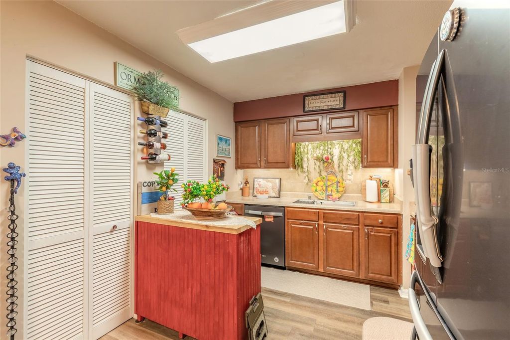 Image 3 of property listing at 461 WILTSHIRE BOULEVARD, Port Orange, FL 32127