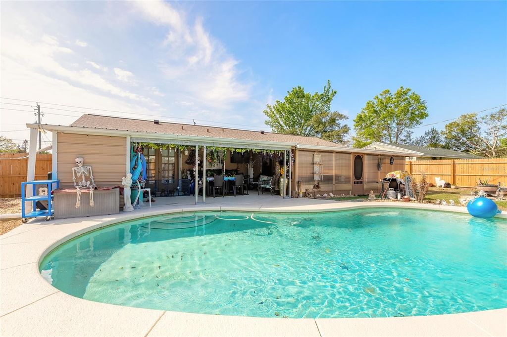 Image 8 of property listing at 461 WILTSHIRE BOULEVARD, Port Orange, FL 32127