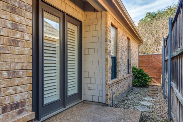 4248 Oak Park Court, Fort Worth, TX 76109