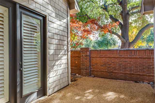 4248 Oak Park Court, Fort Worth, TX 76109