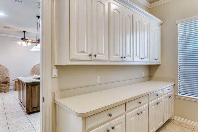 4248 Oak Park Court, Fort Worth, TX 76109