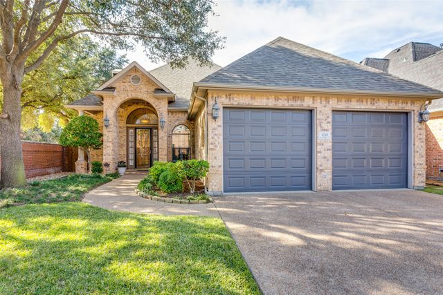 4248 Oak Park Court, Fort Worth, TX 76109