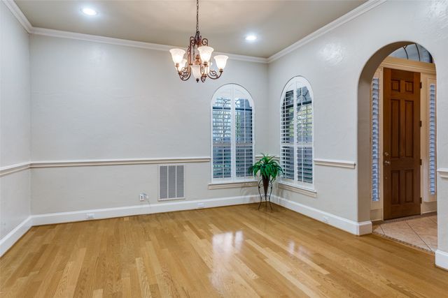 4248 Oak Park Court, Fort Worth, TX 76109