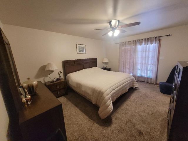 7910 W 91st Place, Crown Point, IN 46307