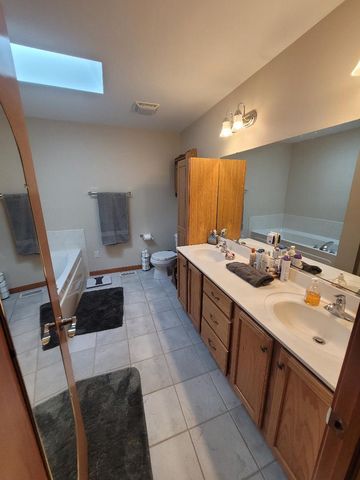7910 W 91st Place, Crown Point, IN 46307