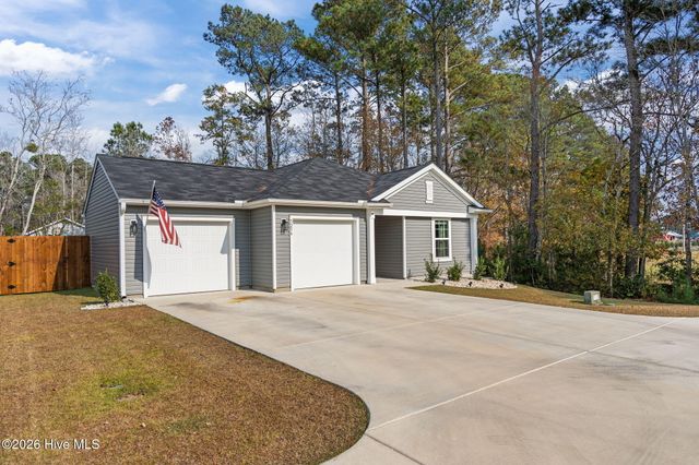 5256 Soybean Drive NE, Winnabow, NC 28479