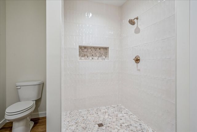 961 Collins Ln, Huntland, TN 37345