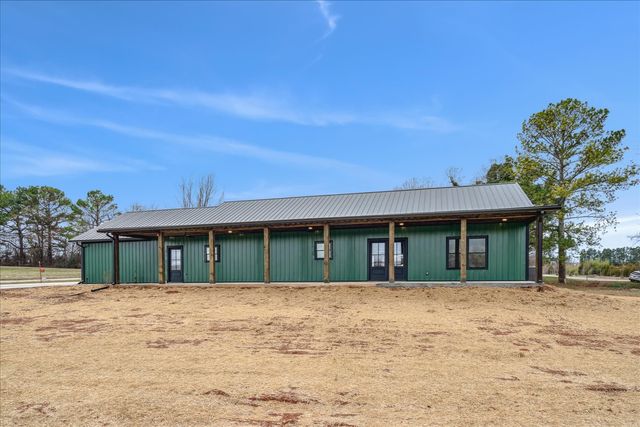 961 Collins Ln, Huntland, TN 37345