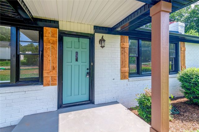 1121 Old Bessie Road, Piedmont, SC 29673