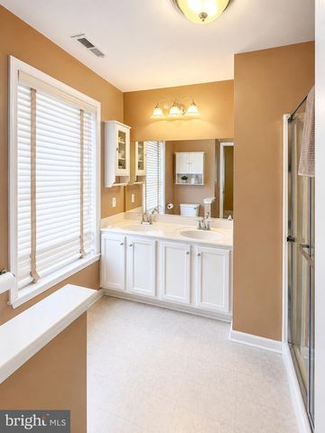 14 - B HILLVIEW CIR, Lansdowne, PA 19050