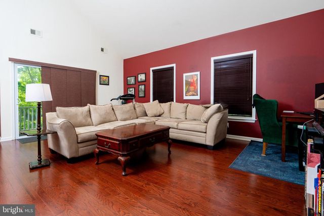 14 - B HILLVIEW CIR, Lansdowne, PA 19050