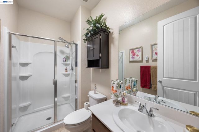 2233 Demartini Ln, Brentwood, CA 94513