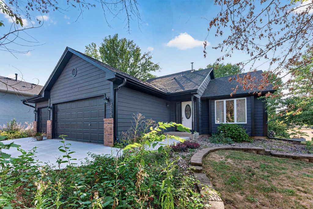 3644 James Court, Hastings, MN 55033 — exterior