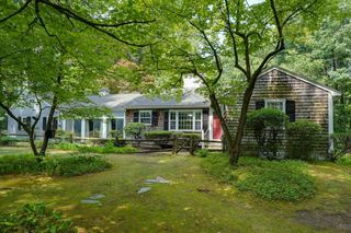 30 Acorn Pl, Franklin, MA 02038