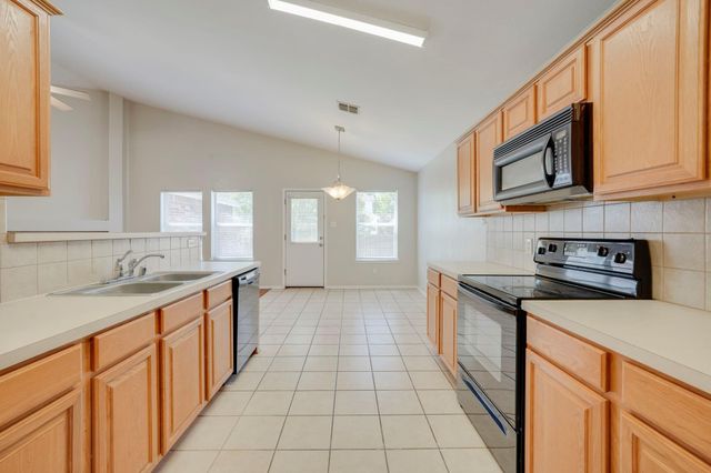 1405 Cedar Springs Drive, Allen, TX 75002