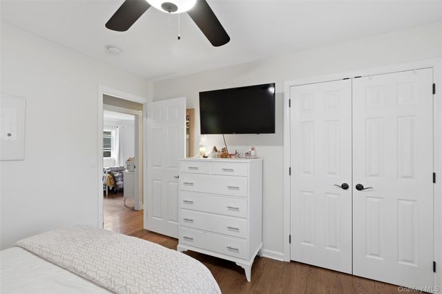 14 Julia Circle, East Setauket, NY 11733