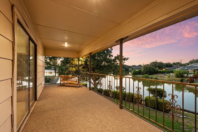 4813 Woodcreek Court, North Richland Hills, TX 76180