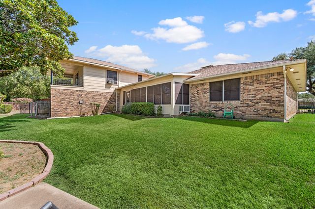 4813 Woodcreek Court, North Richland Hills, TX 76180