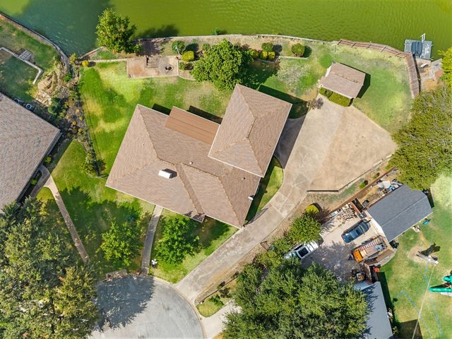 4813 Woodcreek Court, North Richland Hills, TX 76180