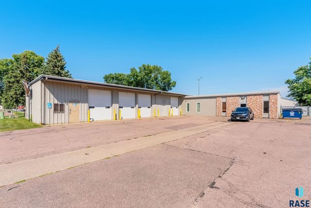 600 S Charlotte Ave Avenue, Sioux Falls, SD 57103