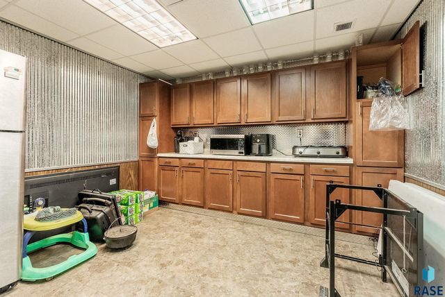 600 S Charlotte Ave Avenue, Sioux Falls, SD 57103