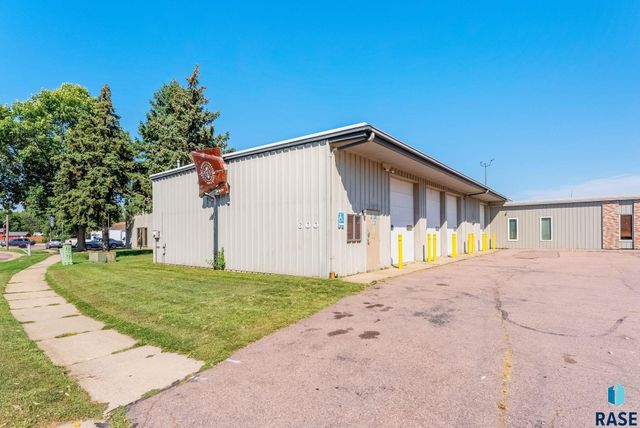 600 S Charlotte Ave Avenue, Sioux Falls, SD 57103