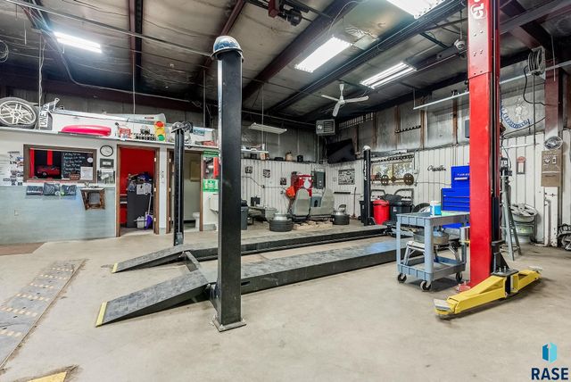 600 S Charlotte Ave Avenue, Sioux Falls, SD 57103