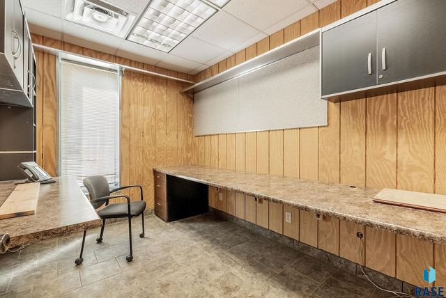 600 S Charlotte Ave Avenue, Sioux Falls, SD 57103