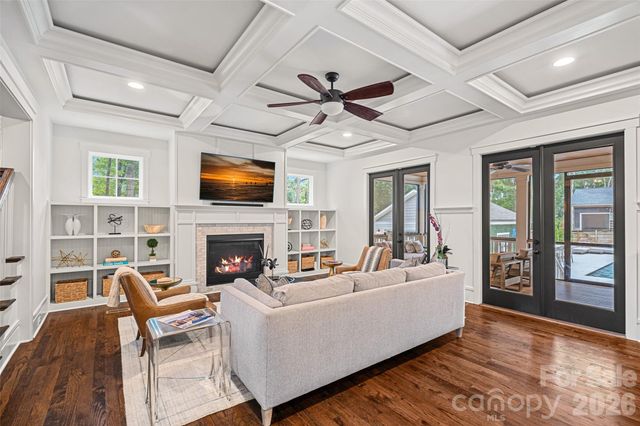 4316 Tangle Drive, Charlotte, NC 28211