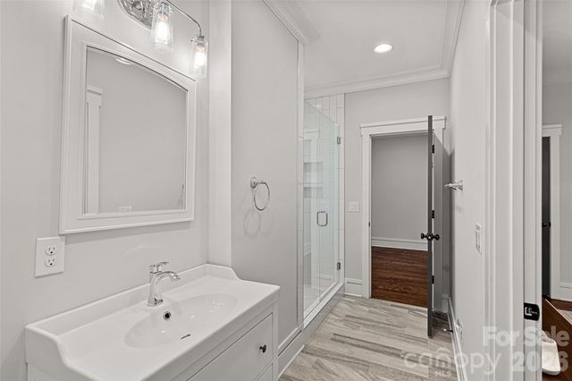 4316 Tangle Drive, Charlotte, NC 28211