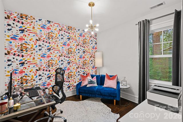 4316 Tangle Drive, Charlotte, NC 28211