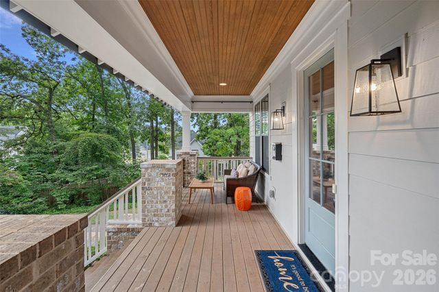 4316 Tangle Drive, Charlotte, NC 28211