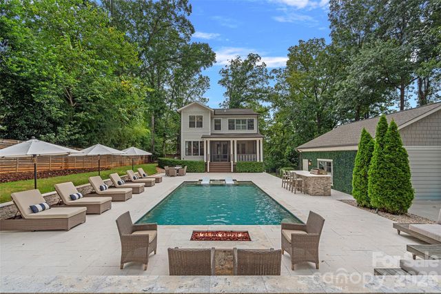 4316 Tangle Drive, Charlotte, NC 28211