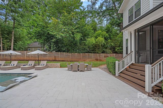 4316 Tangle Drive, Charlotte, NC 28211