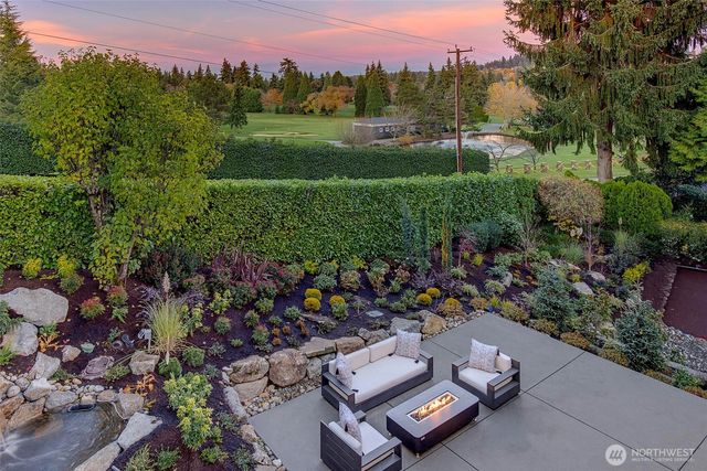 1525 79th Place NE, Medina, WA 98039