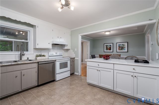 11135 Oakcrest Dr, North Chesterfield, VA 23235