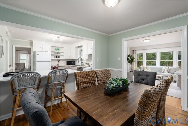 11135 Oakcrest Dr, North Chesterfield, VA 23235
