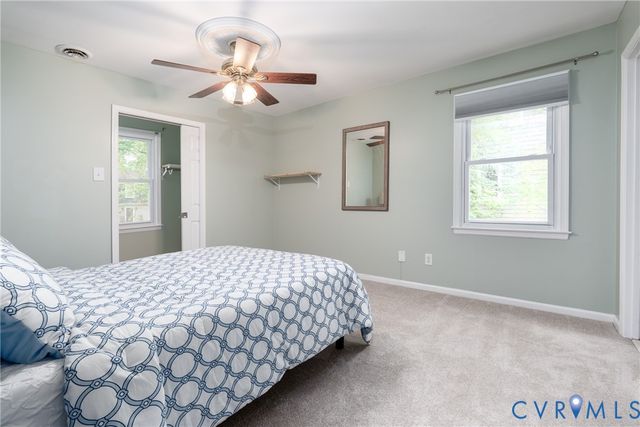 11135 Oakcrest Dr, North Chesterfield, VA 23235
