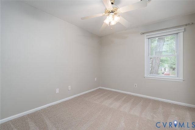 11135 Oakcrest Dr, North Chesterfield, VA 23235