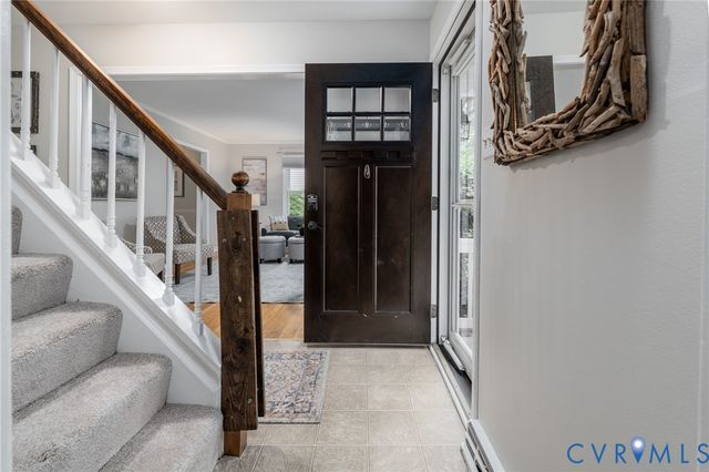 11135 Oakcrest Dr, North Chesterfield, VA 23235