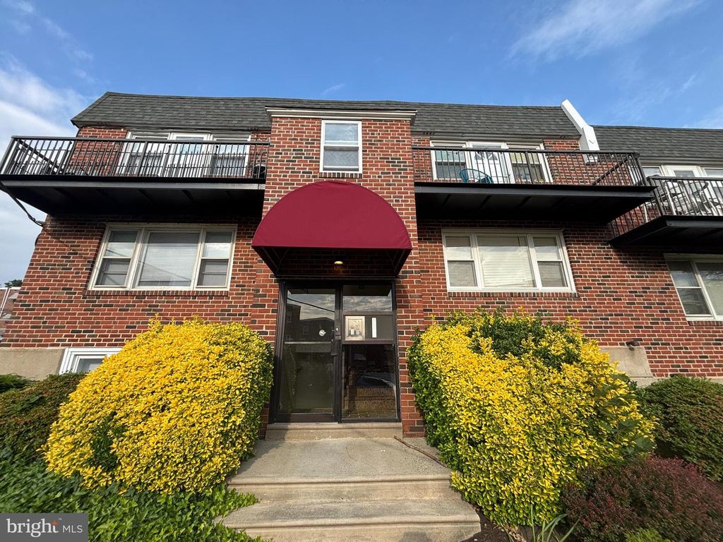 6901-29 VALLEY AVE #I1, Philadelphia, PA 19128