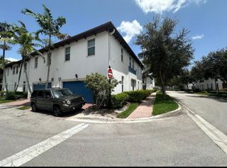 11838 SW 26th St 401, Miramar, FL 33025